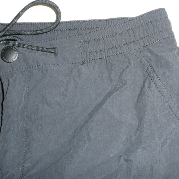 American Eagle Unisex Black Mesh Lined Shorts - Black - Picture 2 of 8